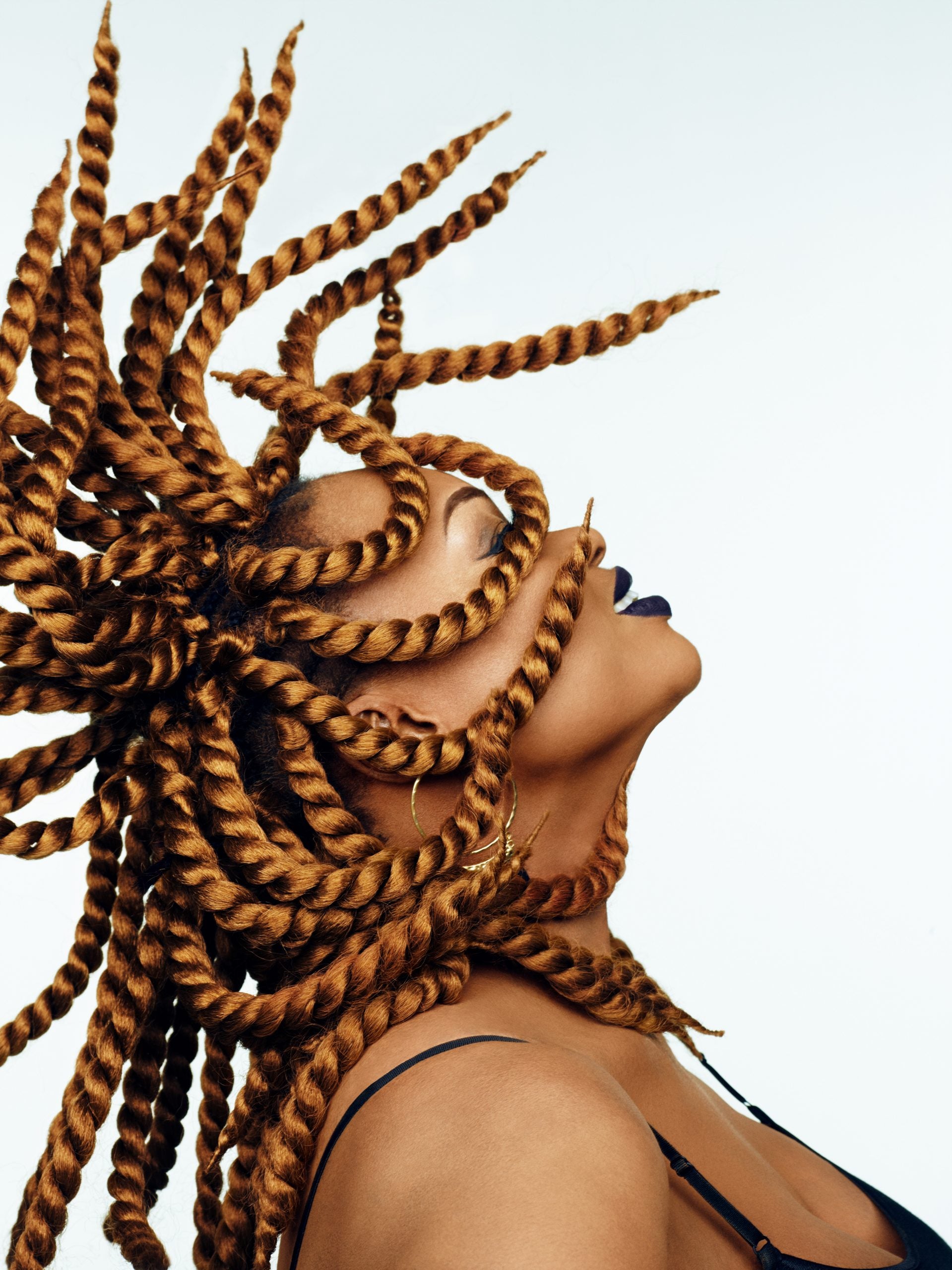 Malian Artist Oumou Sangaré Is Raw And Unplugged In Video ‘Djoukourou’