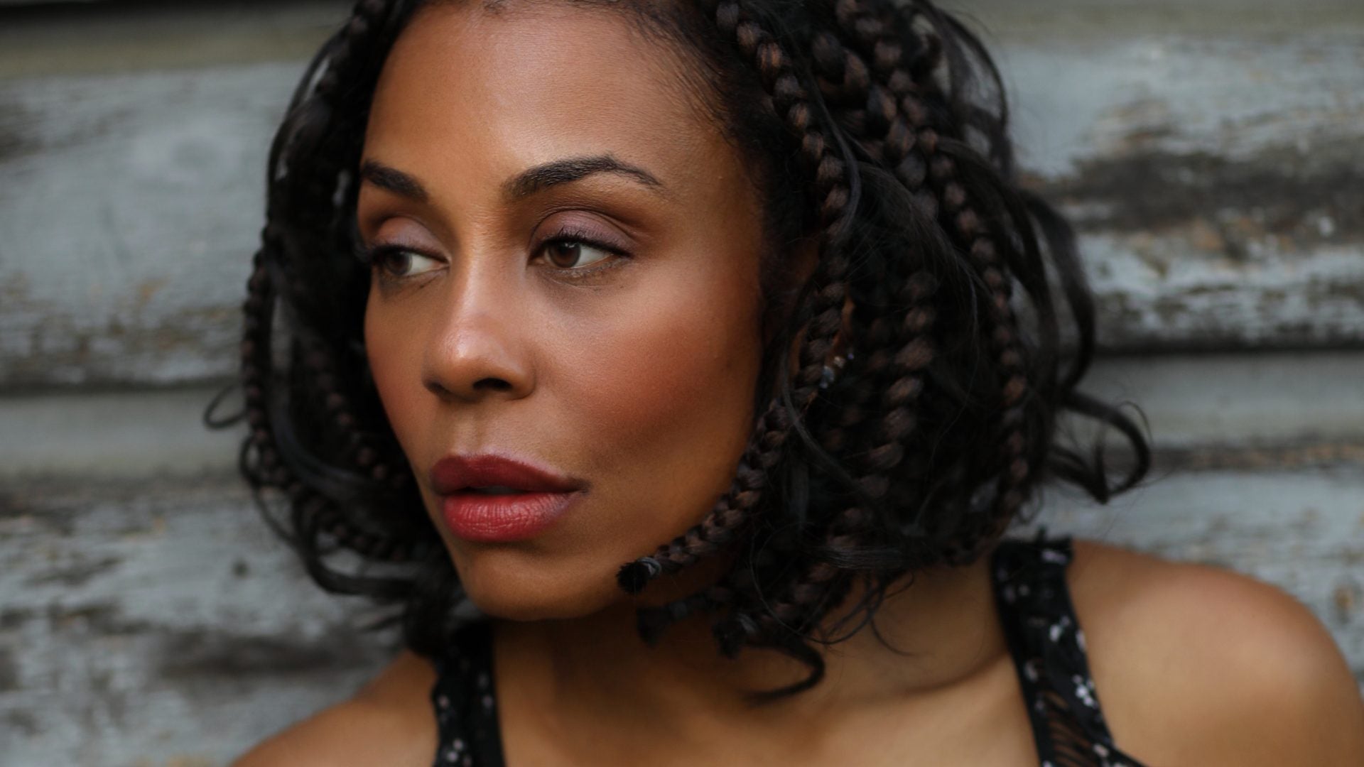 Karen Pittman Talks Risks, Growth, & How Her 'And Just Like That' And 'The Morning Show' Characters Inform Each Other