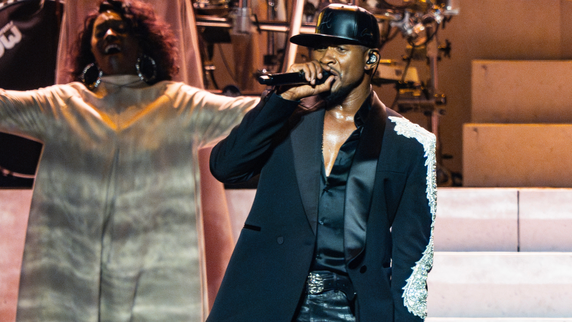  Celebrity Style Moments From Night 2 Of Essence Festival 
