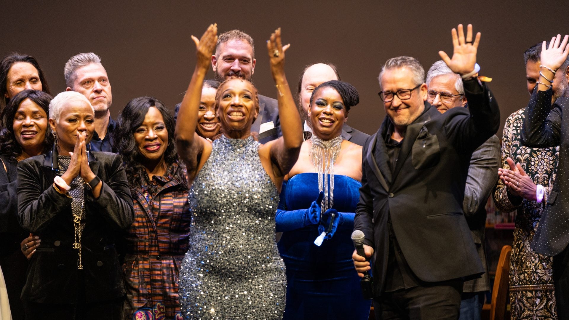 Motivational Speaker Lisa Nichols Took Her Story To Her Biggest Stage Yet — Broadway
